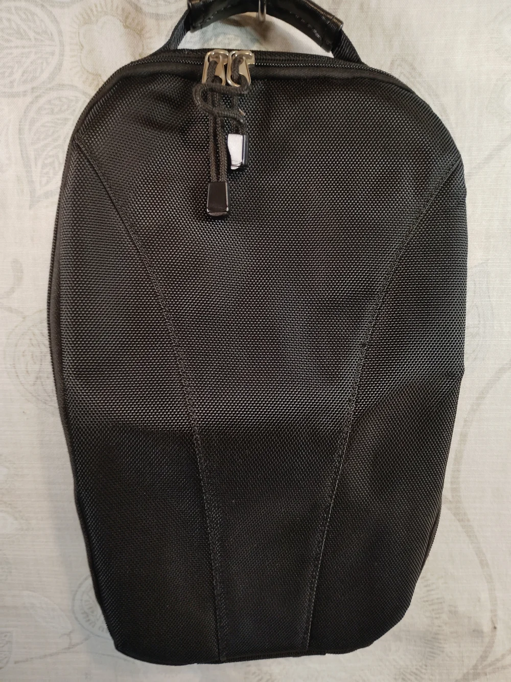 Men's Black Travel Shoe Bag - Compact Everyday Carry
